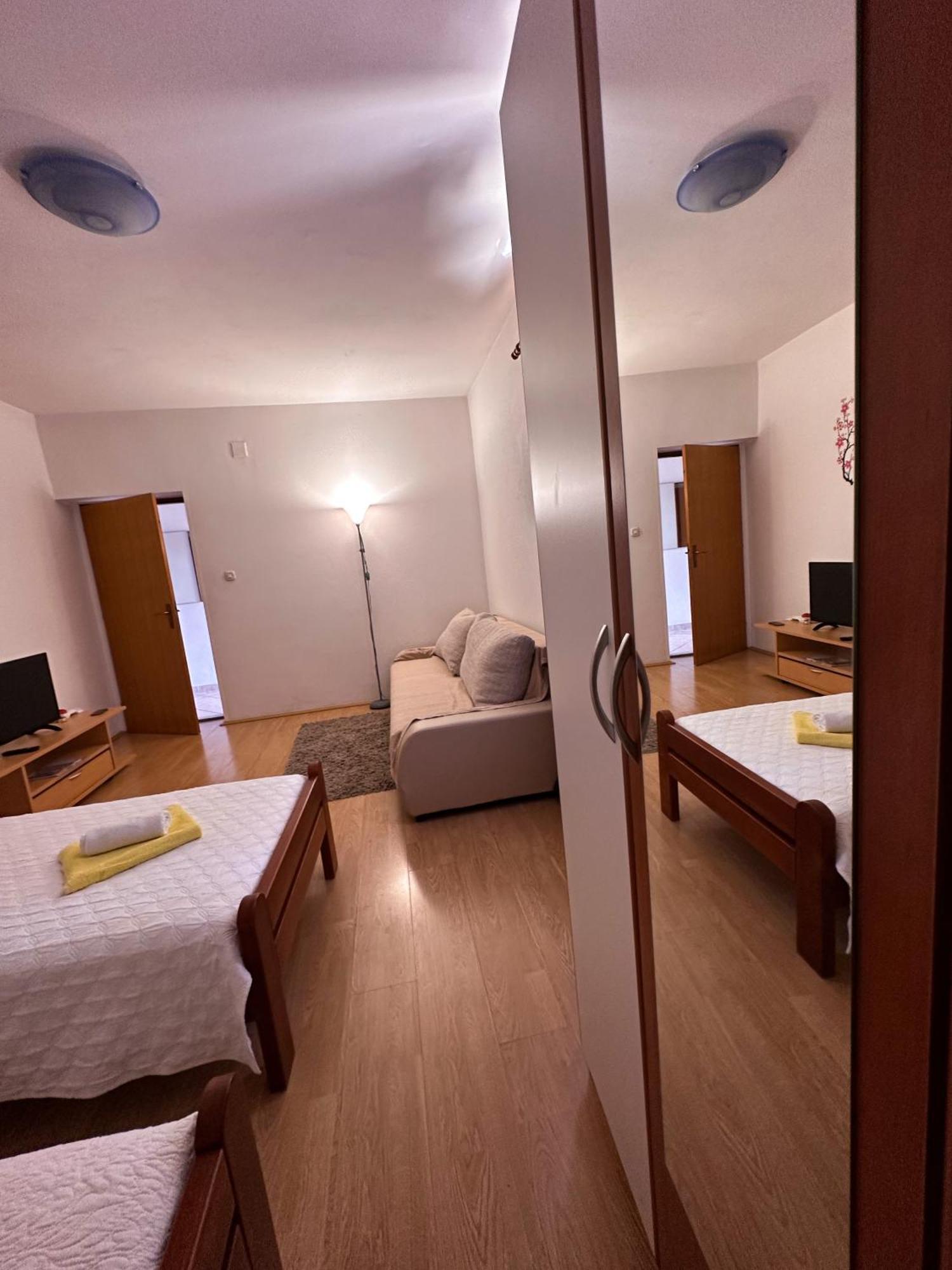 Lucija Apartament *